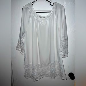 White Cato Fashion size 22/24